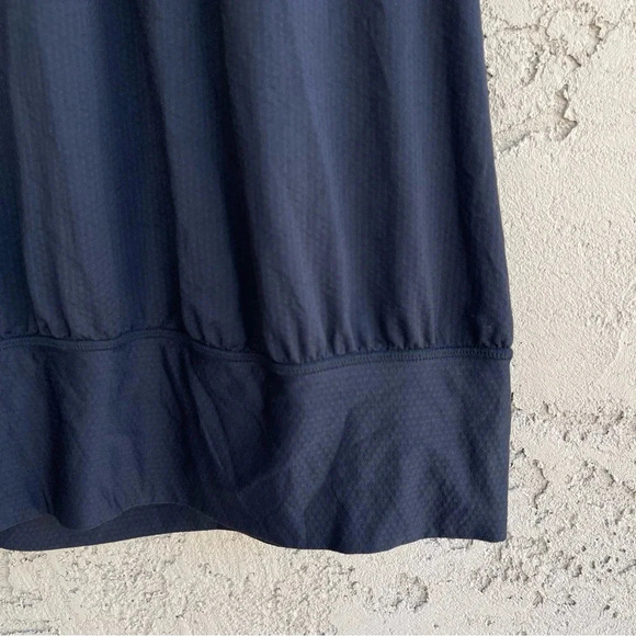 Lululemon Women's Black No Limits Built In Sports Bra Open Sides Tank Top Size 6 - Picture 11 of 11